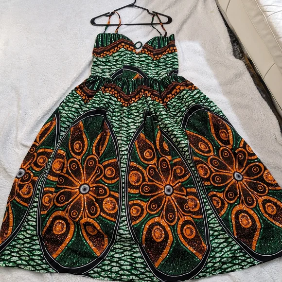 Dresse - Picture 4 of 6